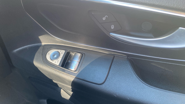 Mercedes-Benz Vito L3 Diesel Rwd 119CDI Select Crew Van 9G-Tronic